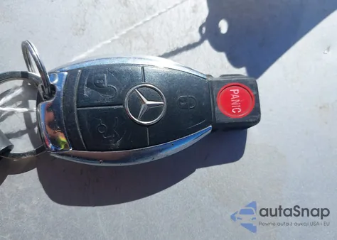 2009 Mercedes-Benz C 300 Luxury 4Matic/Sport 4Matic from USA, damaged, VIN WDDGF81X99R083692